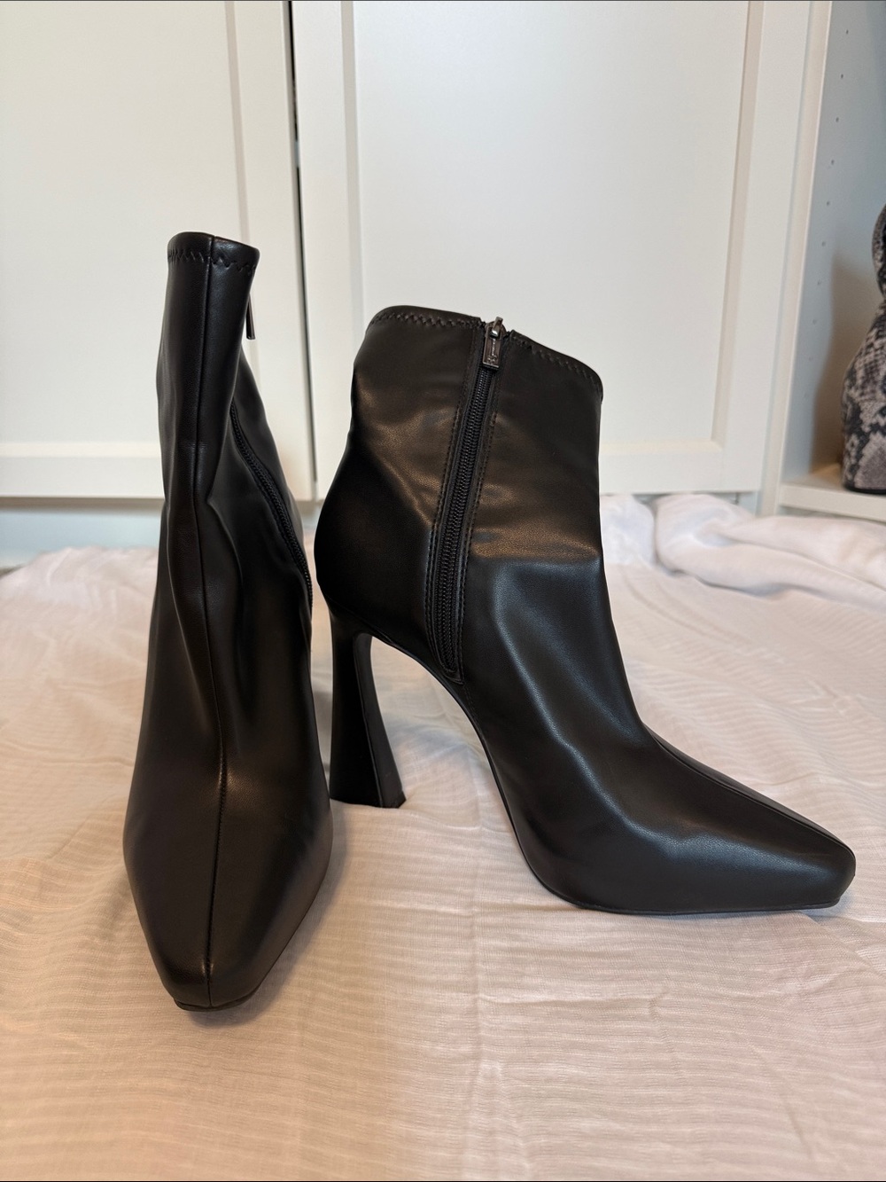 Jessica Simpson Black Pointed-Toe High-Heel Ankle Boots